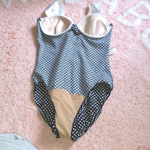 Pinup retro Miraclesuit polkadot - Picture 8 of 11